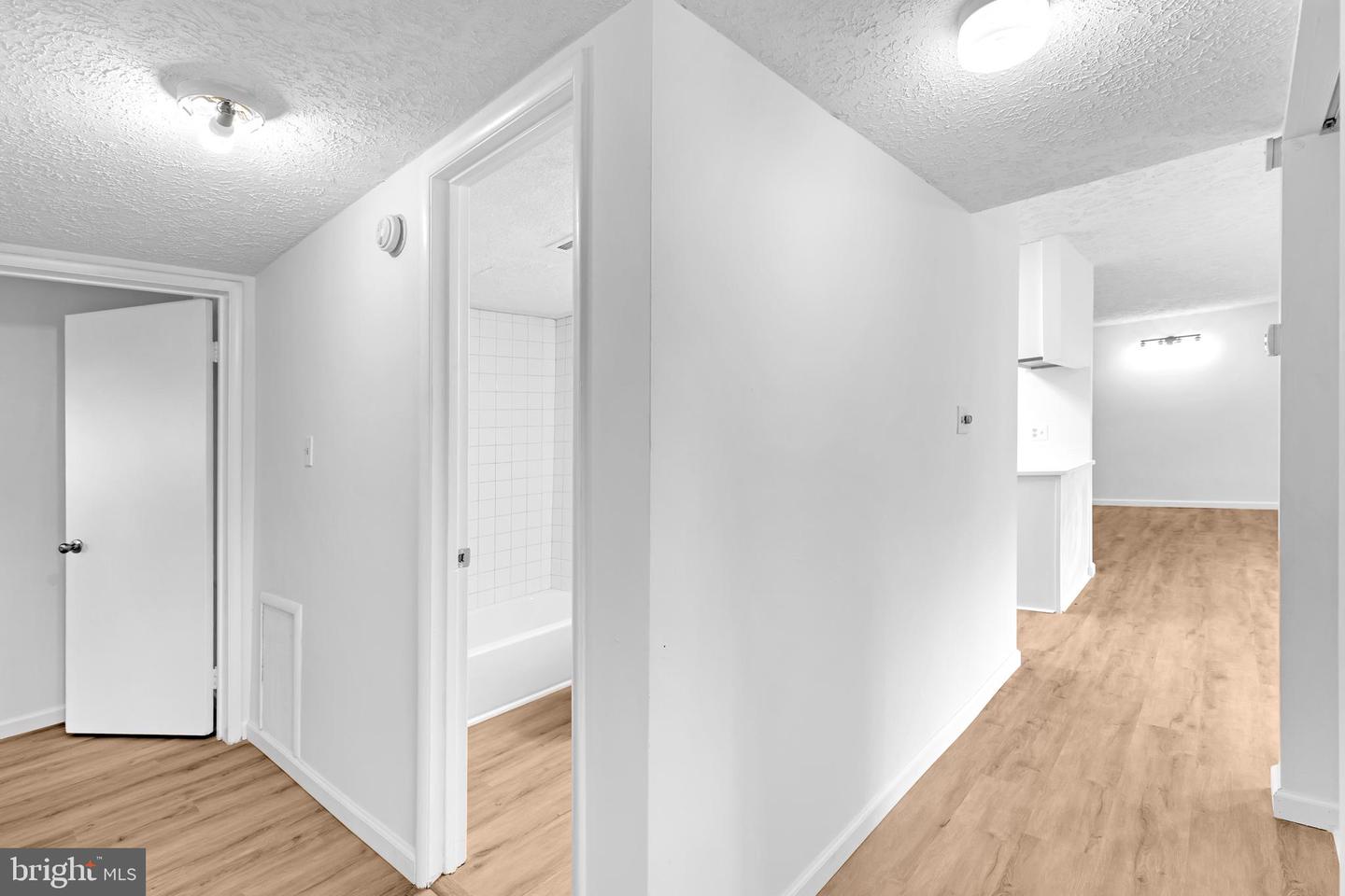 7855 ENOLA ST #103, MCLEAN, Virginia 22102, 3 Bedrooms Bedrooms, ,2 BathroomsBathrooms,Residential,For sale,7855 ENOLA ST #103,VAFX2262078 MLS # VAFX2262078