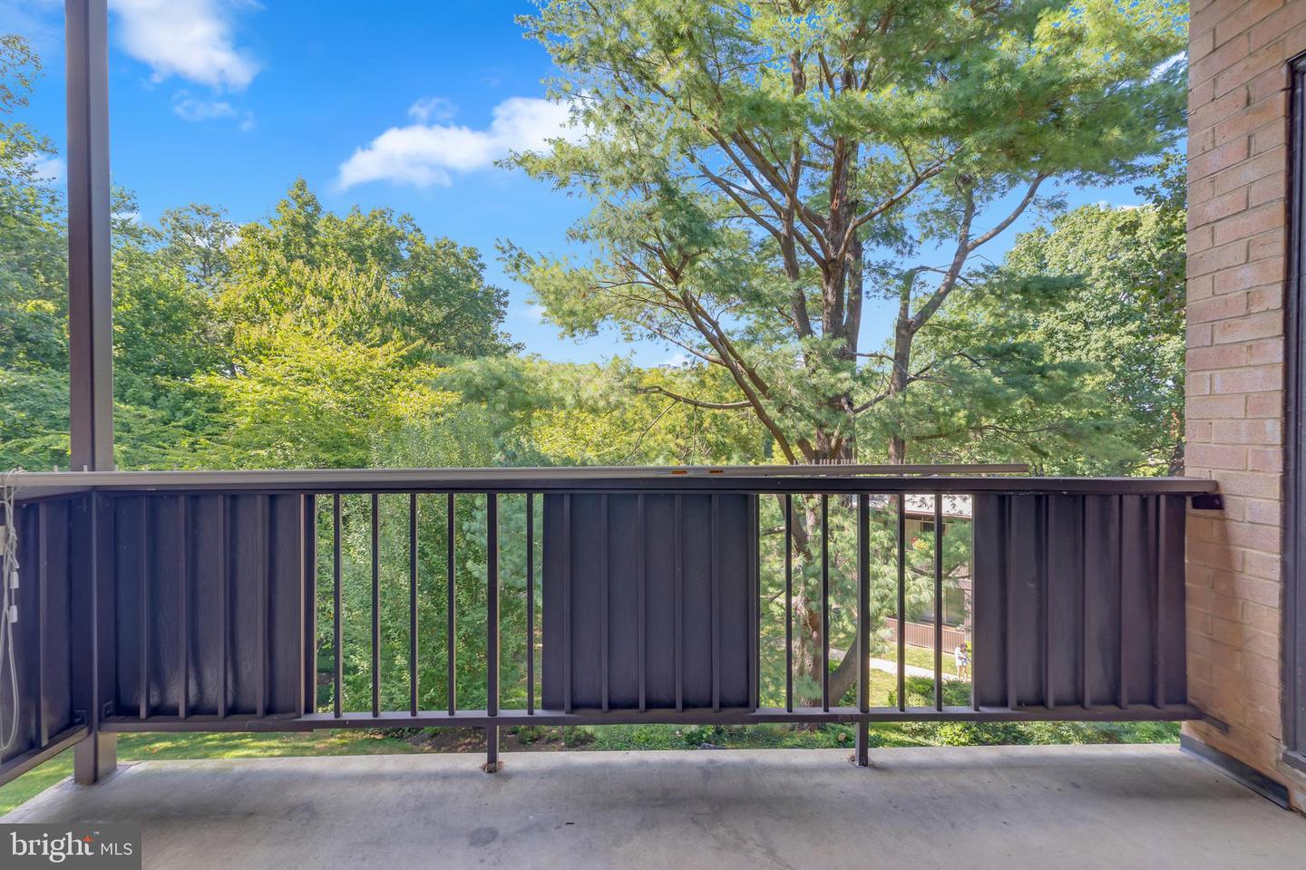 7855 ENOLA ST #103, MCLEAN, Virginia 22102, 3 Bedrooms Bedrooms, ,2 BathroomsBathrooms,Residential,For sale,7855 ENOLA ST #103,VAFX2262078 MLS # VAFX2262078