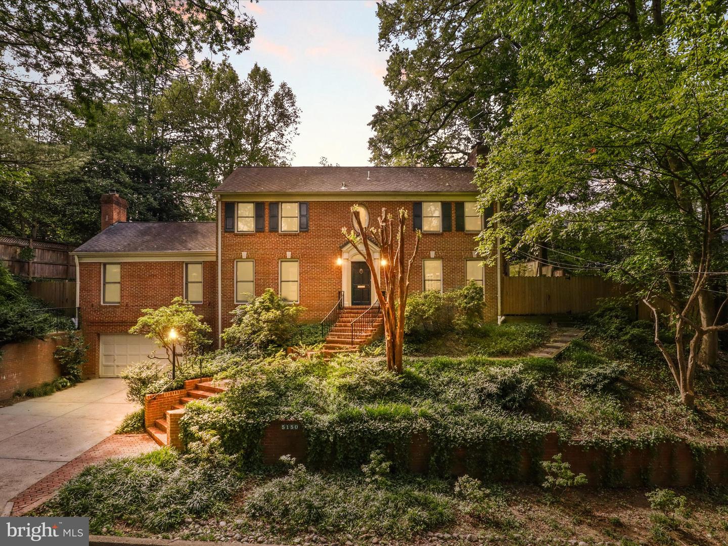5150 MANNING PL NW, WASHINGTON, District Of Columbia 20016, 5 Bedrooms Bedrooms, ,3 BathroomsBathrooms,Residential,For sale,5150 MANNING PL NW,DCDC2215814 MLS # DCDC2215814
