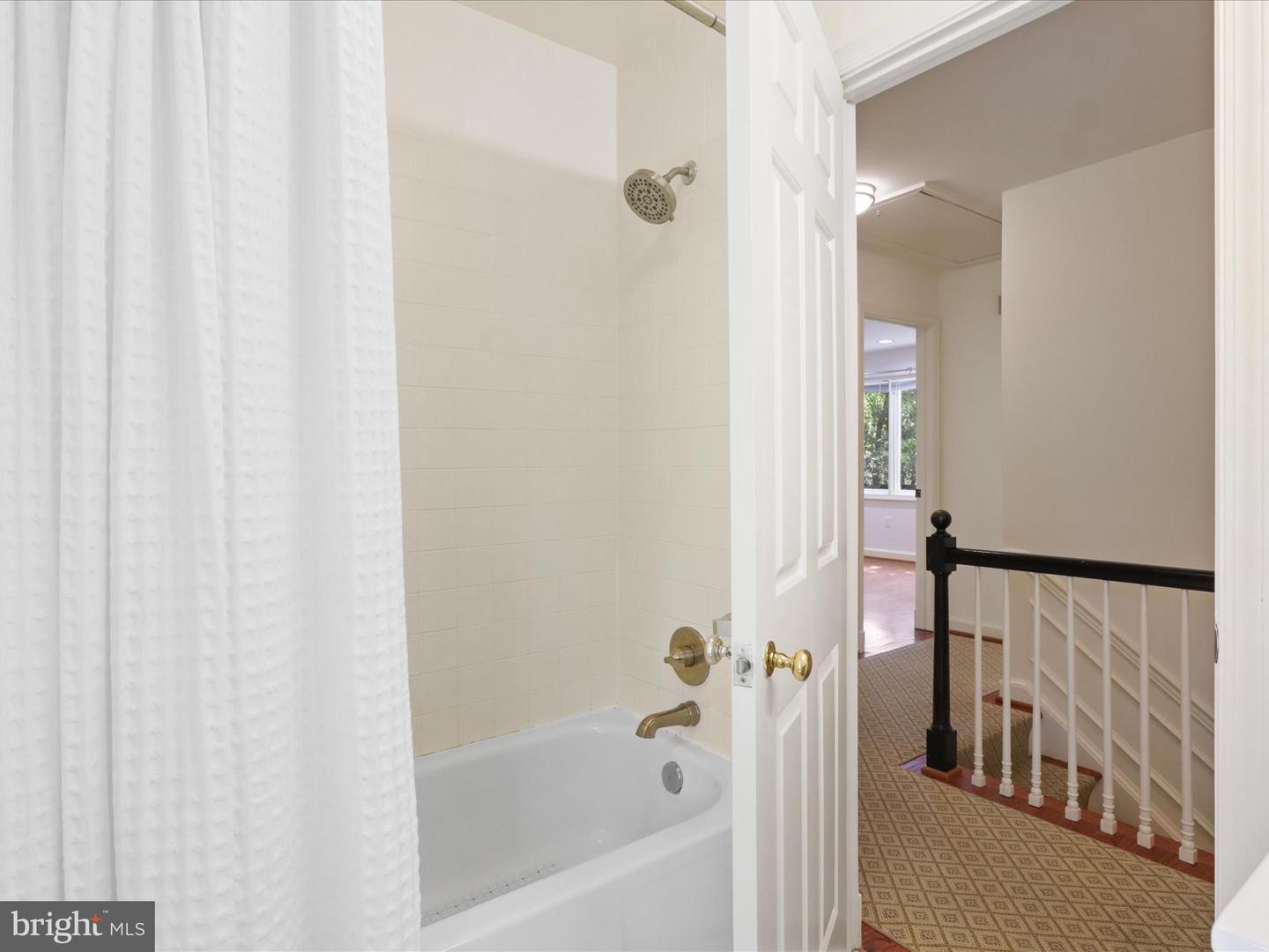5150 MANNING PL NW, WASHINGTON, District Of Columbia 20016, 5 Bedrooms Bedrooms, ,3 BathroomsBathrooms,Residential,For sale,5150 MANNING PL NW,DCDC2215814 MLS # DCDC2215814