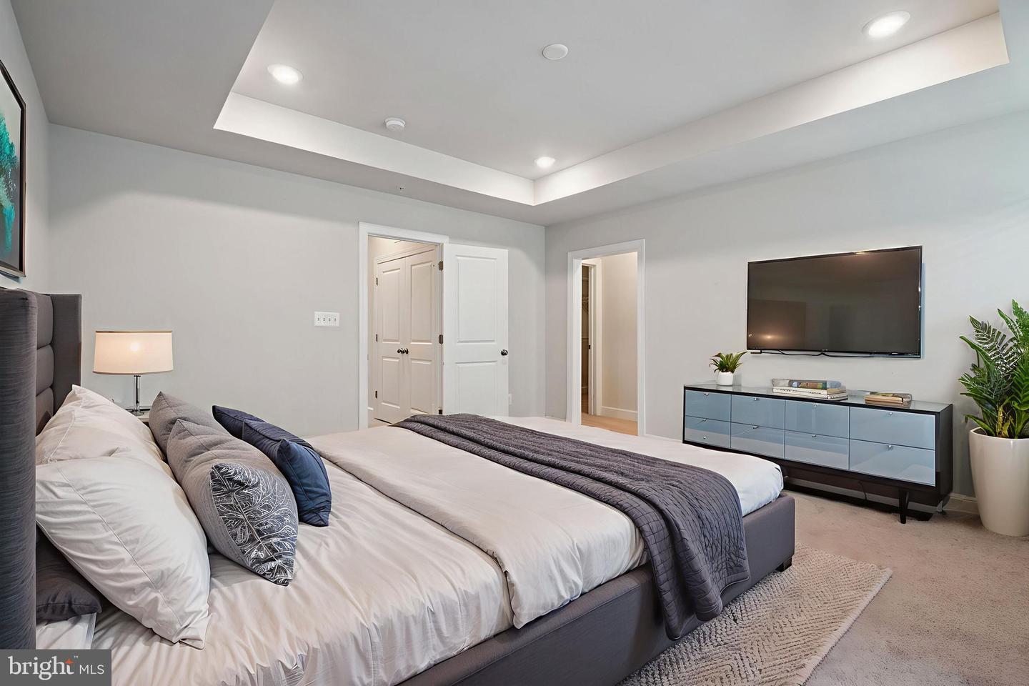 14921 RIVER WALK WAY, WOODBRIDGE, Virginia 22191, 3 Bedrooms Bedrooms, 6 Rooms Rooms,2 BathroomsBathrooms,Residential,For sale,14921 RIVER WALK WAY,VAPW2102506 MLS # VAPW2102506