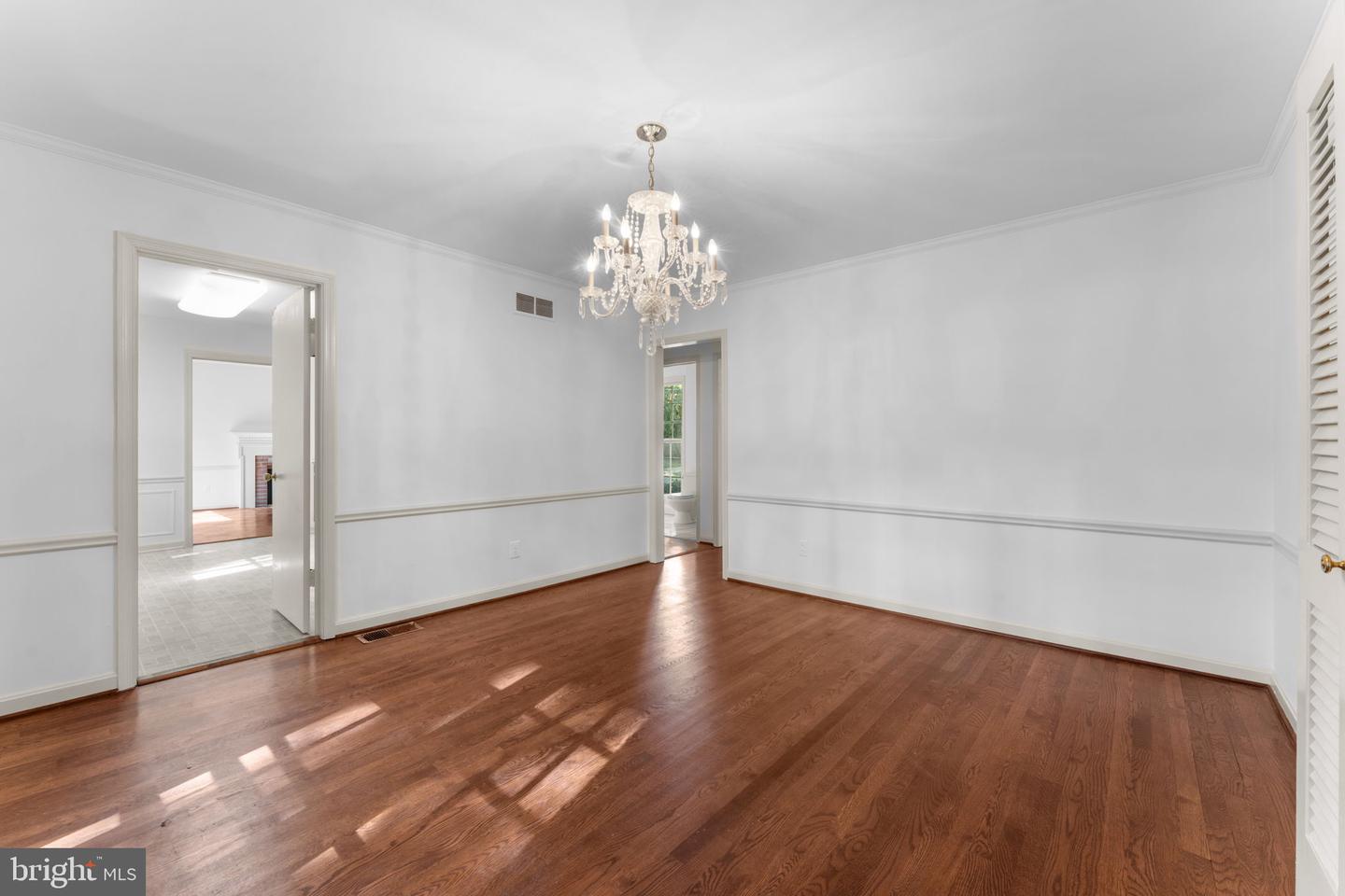 2430 INGLEWOOD CT, FALLS CHURCH, Virginia 22043, 4 Bedrooms Bedrooms, ,2 BathroomsBathrooms,Residential,For sale,2430 INGLEWOOD CT,VAFX2263482 MLS # VAFX2263482
