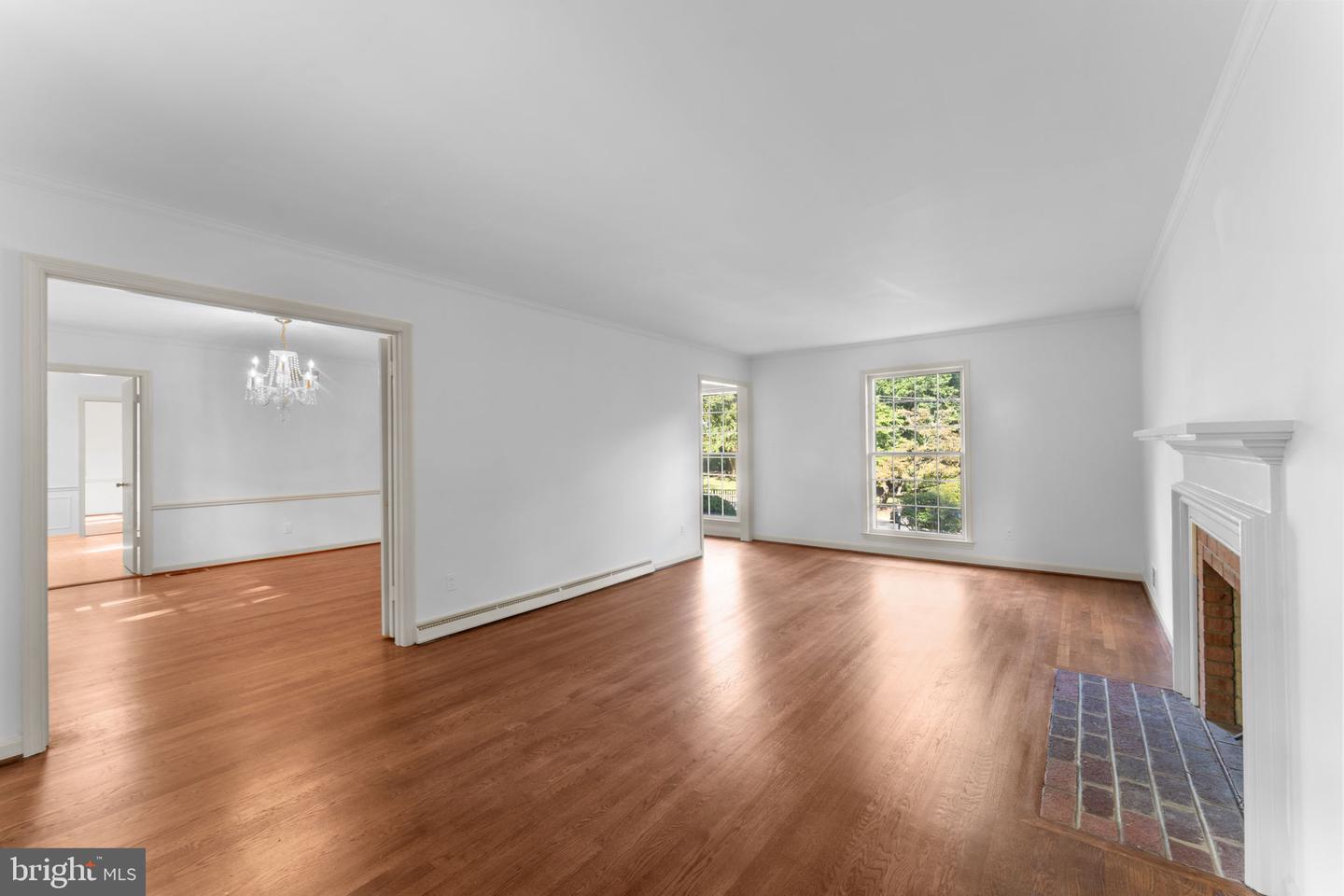 2430 INGLEWOOD CT, FALLS CHURCH, Virginia 22043, 4 Bedrooms Bedrooms, ,2 BathroomsBathrooms,Residential,For sale,2430 INGLEWOOD CT,VAFX2263482 MLS # VAFX2263482