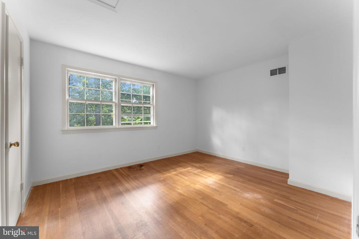 2430 INGLEWOOD CT, FALLS CHURCH, Virginia 22043, 4 Bedrooms Bedrooms, ,2 BathroomsBathrooms,Residential,For sale,2430 INGLEWOOD CT,VAFX2263482 MLS # VAFX2263482