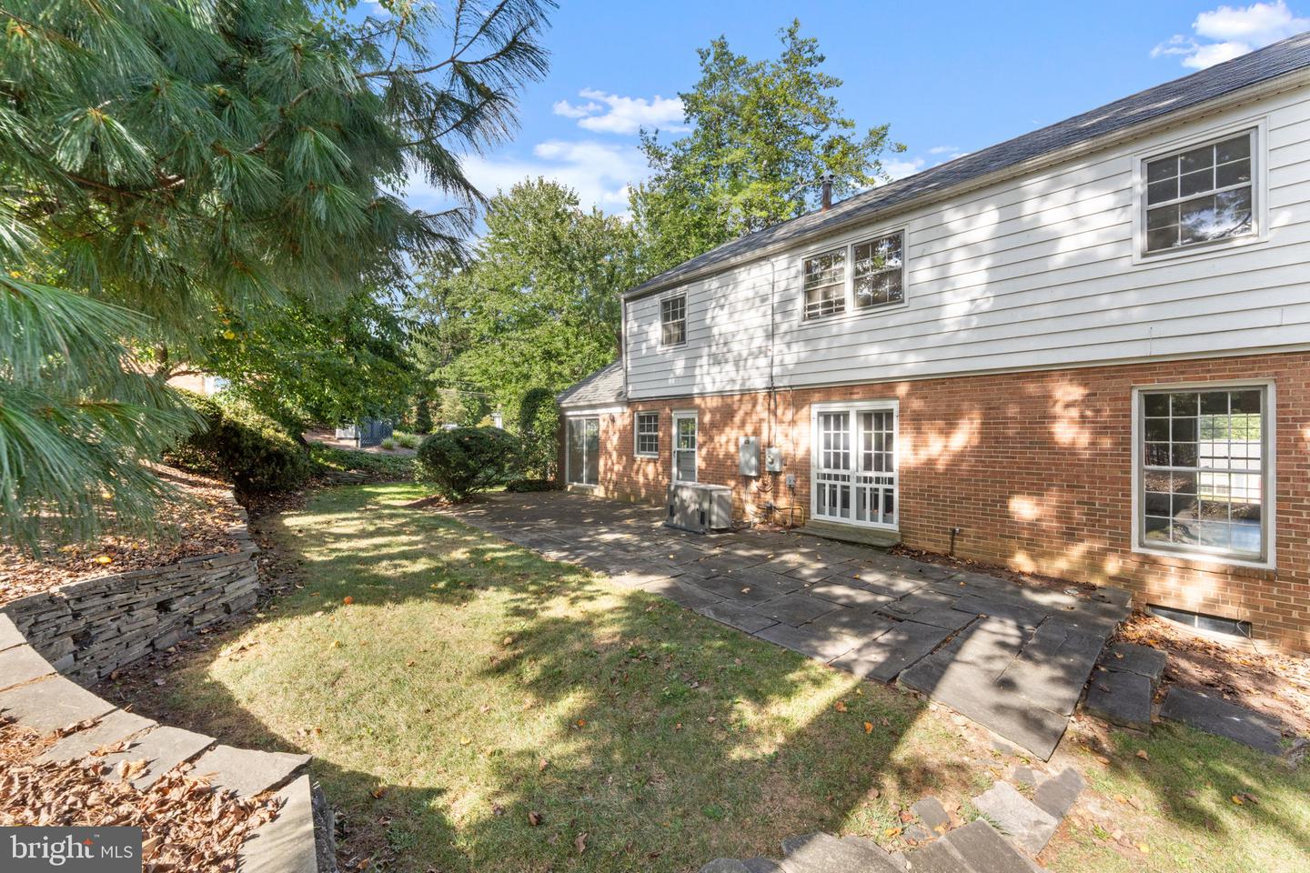 2430 INGLEWOOD CT, FALLS CHURCH, Virginia 22043, 4 Bedrooms Bedrooms, ,2 BathroomsBathrooms,Residential,For sale,2430 INGLEWOOD CT,VAFX2263482 MLS # VAFX2263482