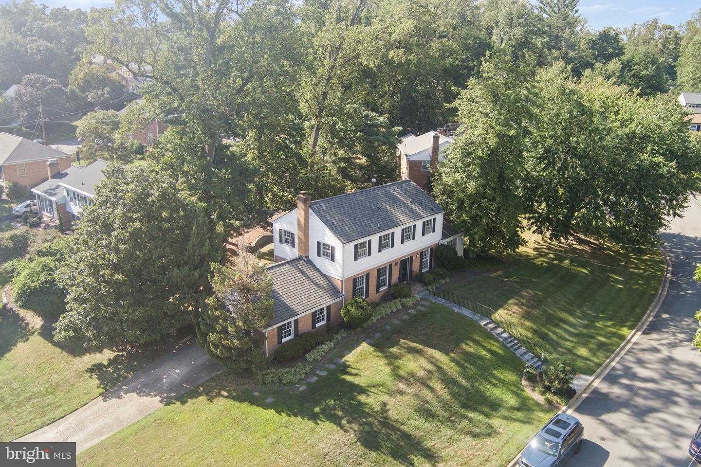 2430 INGLEWOOD CT, FALLS CHURCH, Virginia 22043, 4 Bedrooms Bedrooms, ,2 BathroomsBathrooms,Residential,For sale,2430 INGLEWOOD CT,VAFX2263482 MLS # VAFX2263482