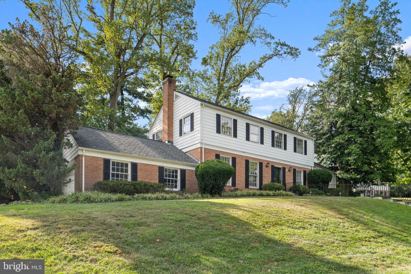 2430 INGLEWOOD CT, FALLS CHURCH, Virginia 22043, 4 Bedrooms Bedrooms, ,2 BathroomsBathrooms,Residential,For sale,2430 INGLEWOOD CT,VAFX2263482 MLS # VAFX2263482