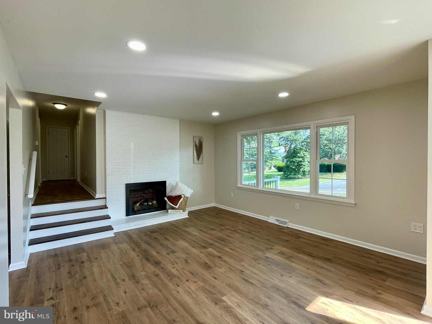 326 HOLLINGSWORTH RD, WOODSTOCK, Virginia 22664, 3 Bedrooms Bedrooms, ,2 BathroomsBathrooms,Residential,For sale,326 HOLLINGSWORTH RD,VASH2012398 MLS # VASH2012398