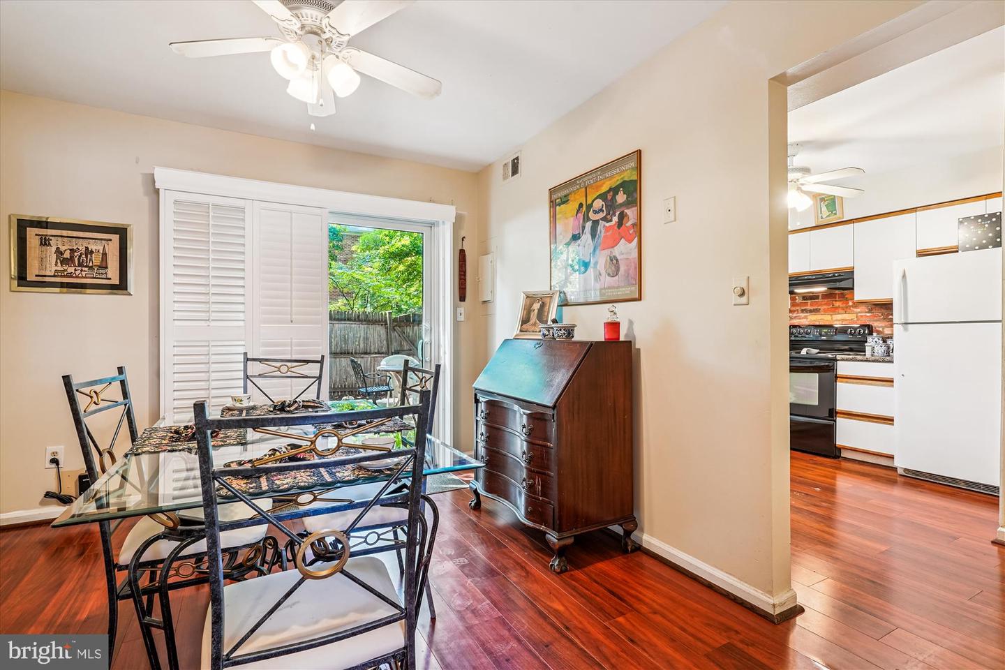 8425 PENSHURST DR #595, SPRINGFIELD, Virginia 22152, 3 Bedrooms Bedrooms, 6 Rooms Rooms,2 BathroomsBathrooms,Residential,For sale,8425 PENSHURST DR #595,VAFX2264530 MLS # VAFX2264530