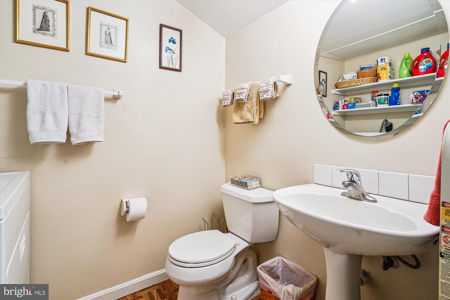 8425 PENSHURST DR #595, SPRINGFIELD, Virginia 22152, 3 Bedrooms Bedrooms, 6 Rooms Rooms,2 BathroomsBathrooms,Residential,For sale,8425 PENSHURST DR #595,VAFX2264530 MLS # VAFX2264530