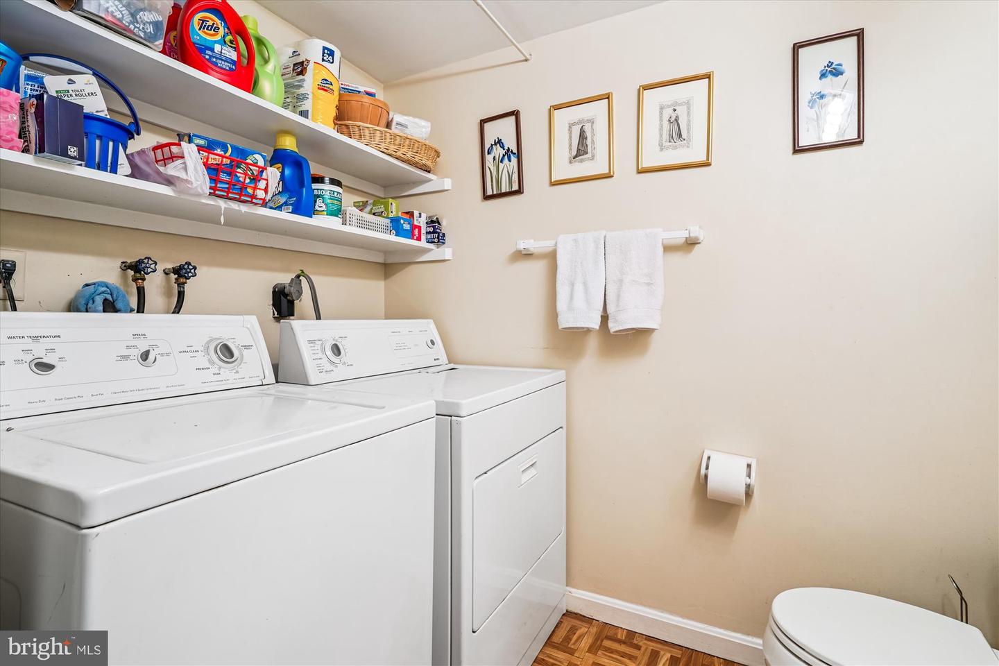 8425 PENSHURST DR #595, SPRINGFIELD, Virginia 22152, 3 Bedrooms Bedrooms, 6 Rooms Rooms,2 BathroomsBathrooms,Residential,For sale,8425 PENSHURST DR #595,VAFX2264530 MLS # VAFX2264530
