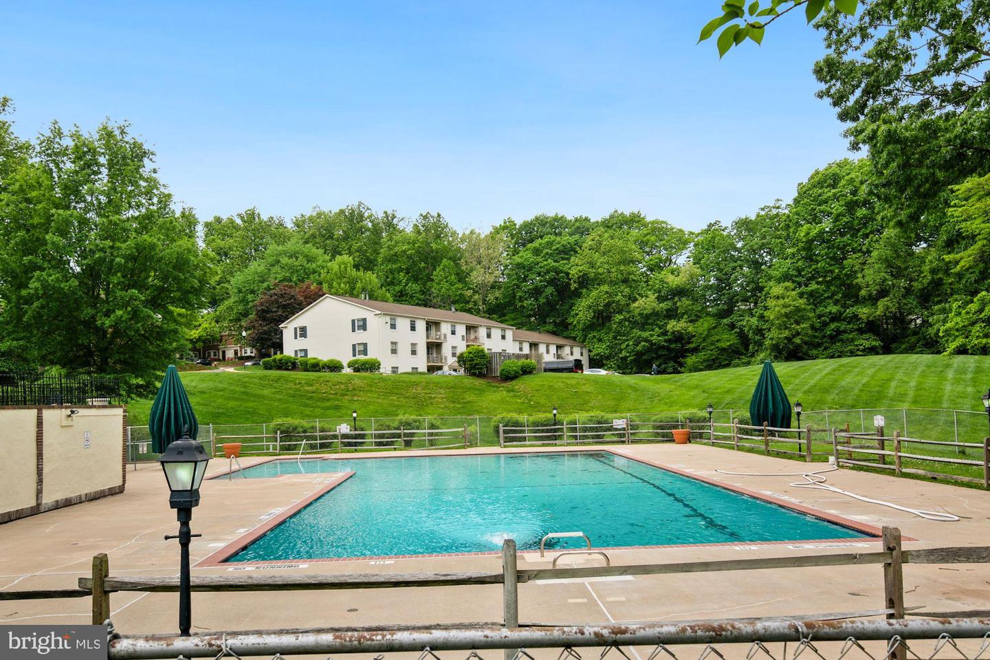 8425 PENSHURST DR #595, SPRINGFIELD, Virginia 22152, 3 Bedrooms Bedrooms, 6 Rooms Rooms,2 BathroomsBathrooms,Residential,For sale,8425 PENSHURST DR #595,VAFX2264530 MLS # VAFX2264530