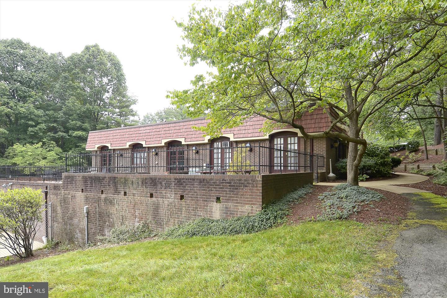 8425 PENSHURST DR #595, SPRINGFIELD, Virginia 22152, 3 Bedrooms Bedrooms, 6 Rooms Rooms,2 BathroomsBathrooms,Residential,For sale,8425 PENSHURST DR #595,VAFX2264530 MLS # VAFX2264530