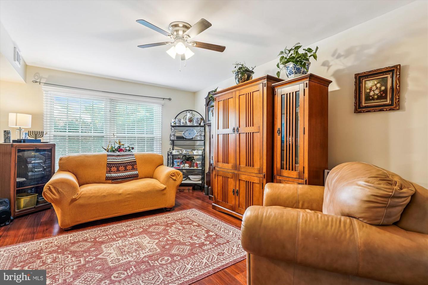 8425 PENSHURST DR #595, SPRINGFIELD, Virginia 22152, 3 Bedrooms Bedrooms, 6 Rooms Rooms,2 BathroomsBathrooms,Residential,For sale,8425 PENSHURST DR #595,VAFX2264530 MLS # VAFX2264530