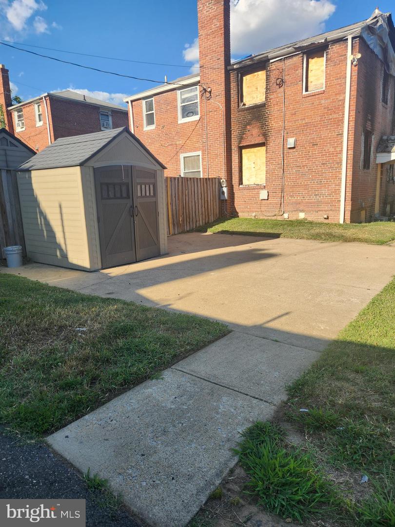 2448 S MONROE ST, ARLINGTON, Virginia 22206, 2 Bedrooms Bedrooms, ,2 BathroomsBathrooms,Residential,For sale,2448 S MONROE ST,VAAR2063008 MLS # VAAR2063008