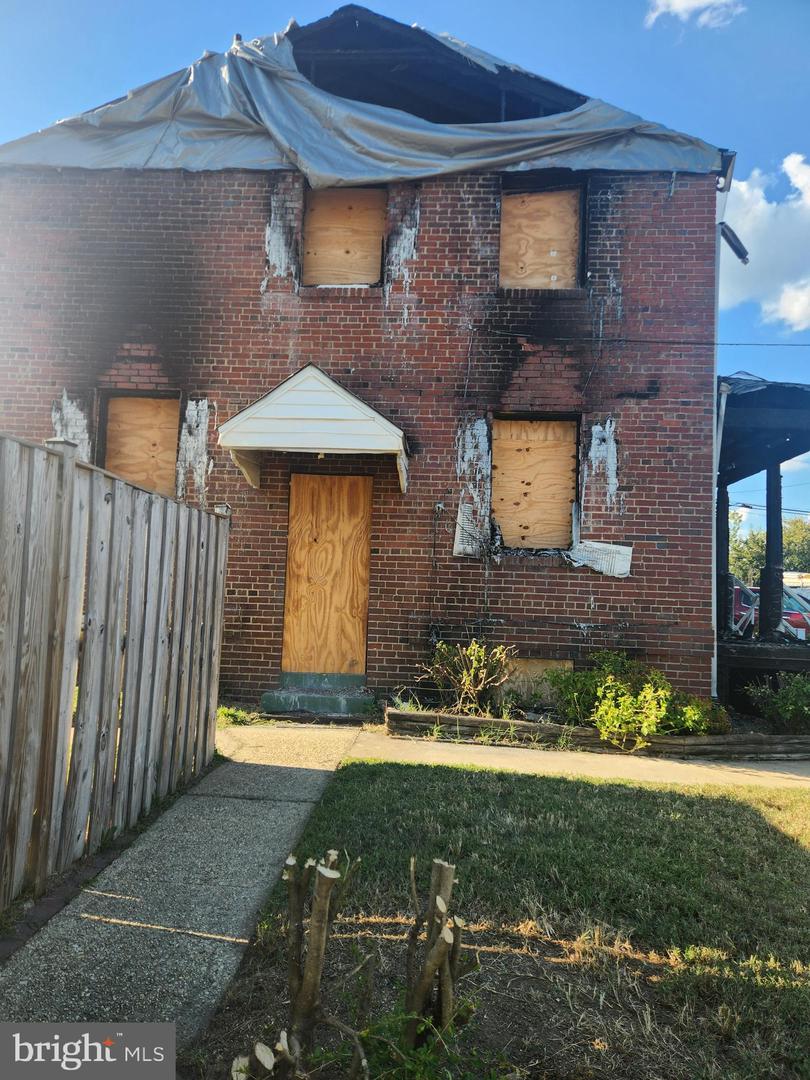 2448 S MONROE ST, ARLINGTON, Virginia 22206, 2 Bedrooms Bedrooms, ,2 BathroomsBathrooms,Residential,For sale,2448 S MONROE ST,VAAR2063008 MLS # VAAR2063008