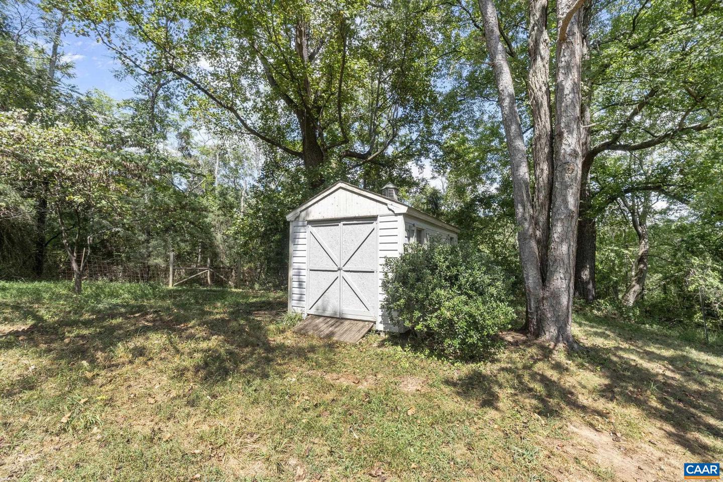 8508 DICK WOODS RD, AFTON, Virginia 22920, 5 Bedrooms Bedrooms, ,3 BathroomsBathrooms,Residential,For sale,8508 DICK WOODS RD,668494 MLS # 668494