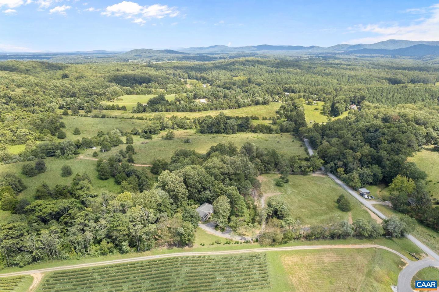8508 DICK WOODS RD, AFTON, Virginia 22920, 5 Bedrooms Bedrooms, ,3 BathroomsBathrooms,Residential,For sale,8508 DICK WOODS RD,668494 MLS # 668494