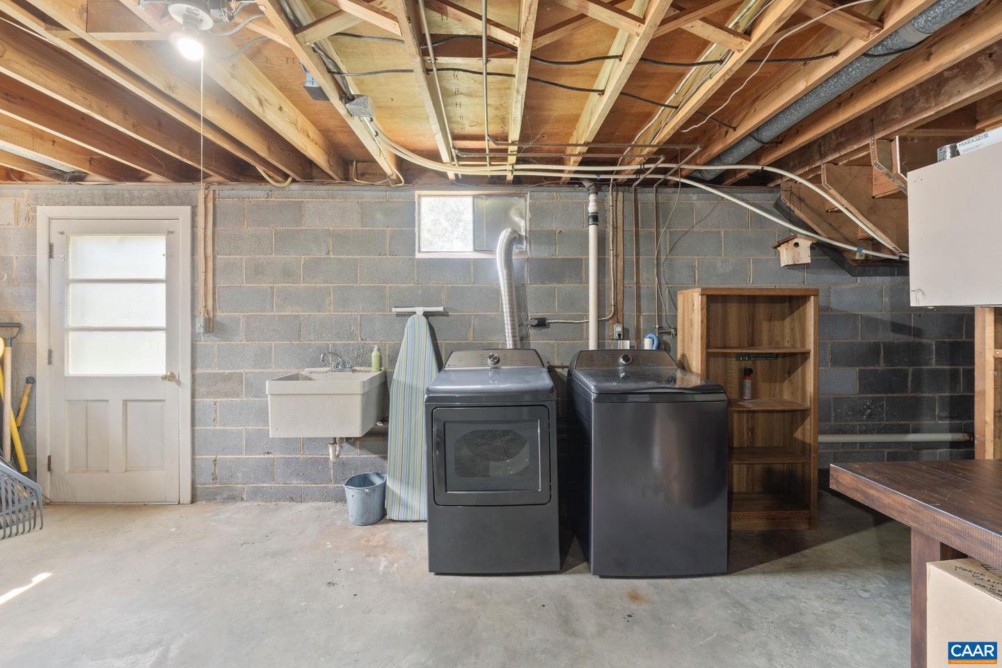700 ELIZABETH AVE, CHARLOTTESVILLE, Virginia 22901, 3 Bedrooms Bedrooms, ,3 BathroomsBathrooms,Residential,For sale,700 ELIZABETH AVE,668504 MLS # 668504