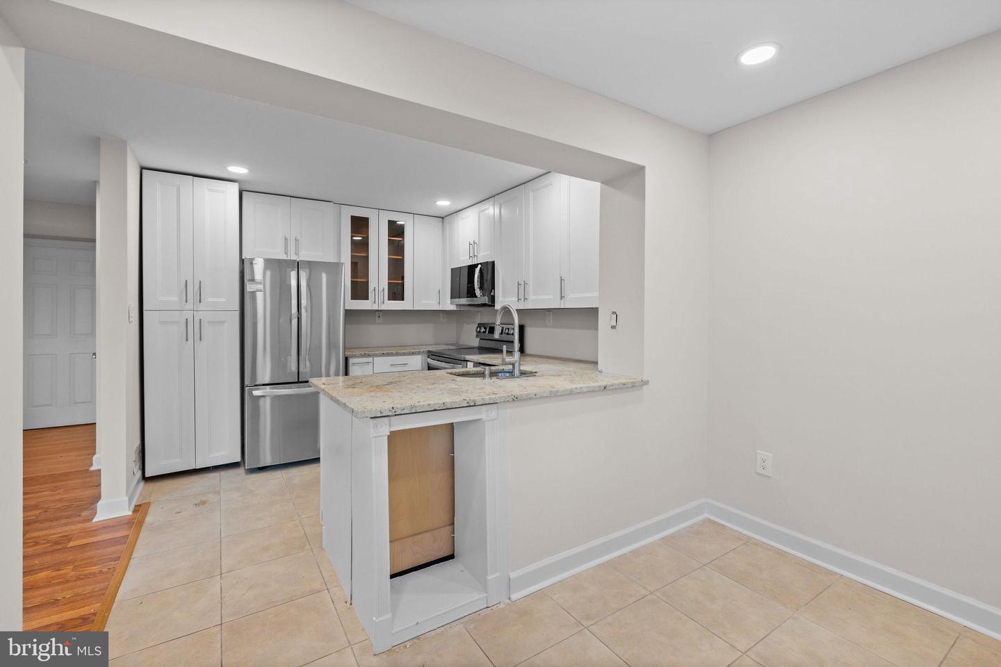 10913 BYRD DR, FAIRFAX, Virginia 22030, 3 Bedrooms Bedrooms, ,2 BathroomsBathrooms,Residential,For sale,10913 BYRD DR,VAFC2006912 MLS # VAFC2006912