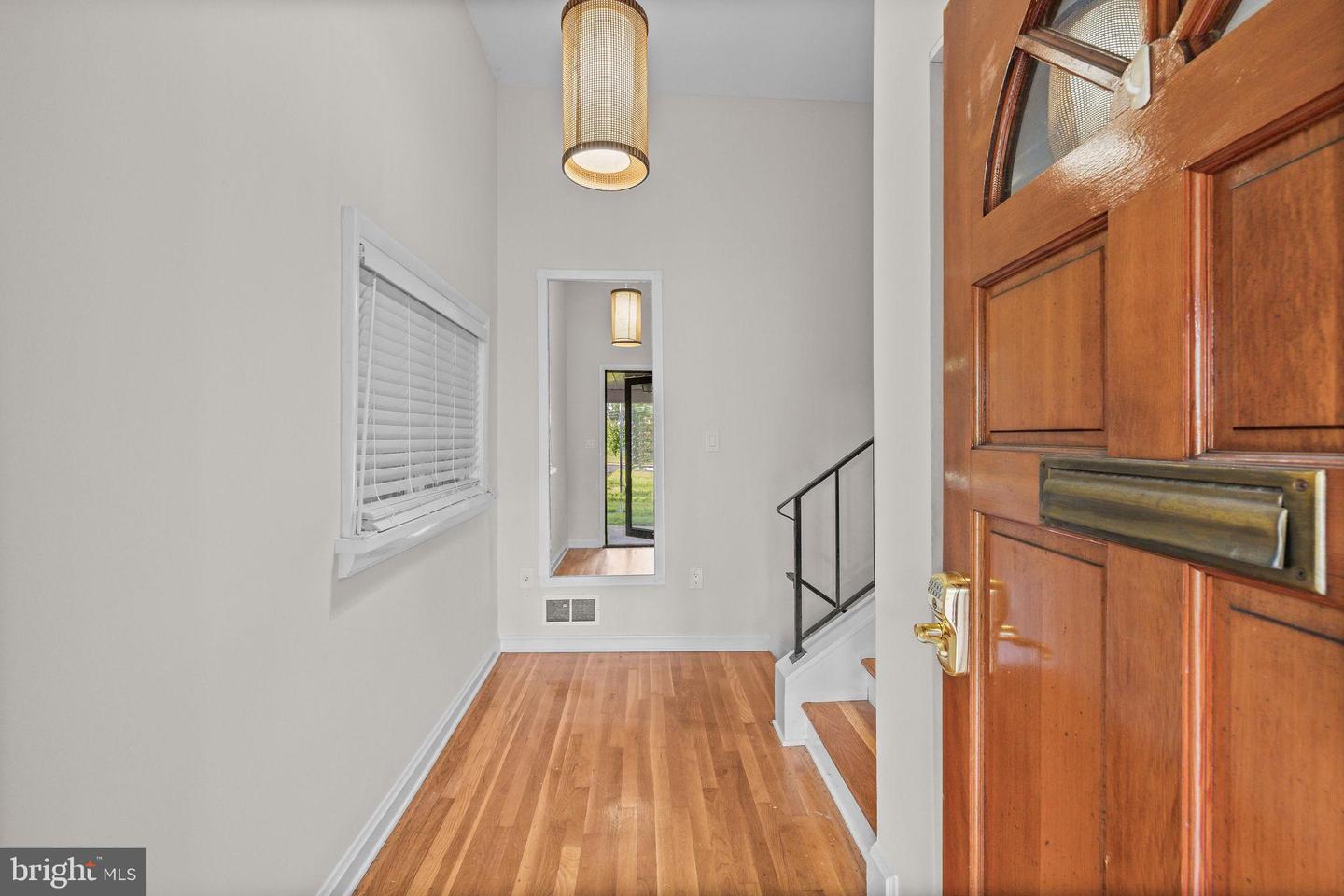 10913 BYRD DR, FAIRFAX, Virginia 22030, 3 Bedrooms Bedrooms, ,2 BathroomsBathrooms,Residential,For sale,10913 BYRD DR,VAFC2006912 MLS # VAFC2006912