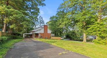 10913 BYRD DR, FAIRFAX, Virginia 22030, 3 Bedrooms Bedrooms, ,2 BathroomsBathrooms,Residential,For sale,10913 BYRD DR,VAFC2006912 MLS # VAFC2006912