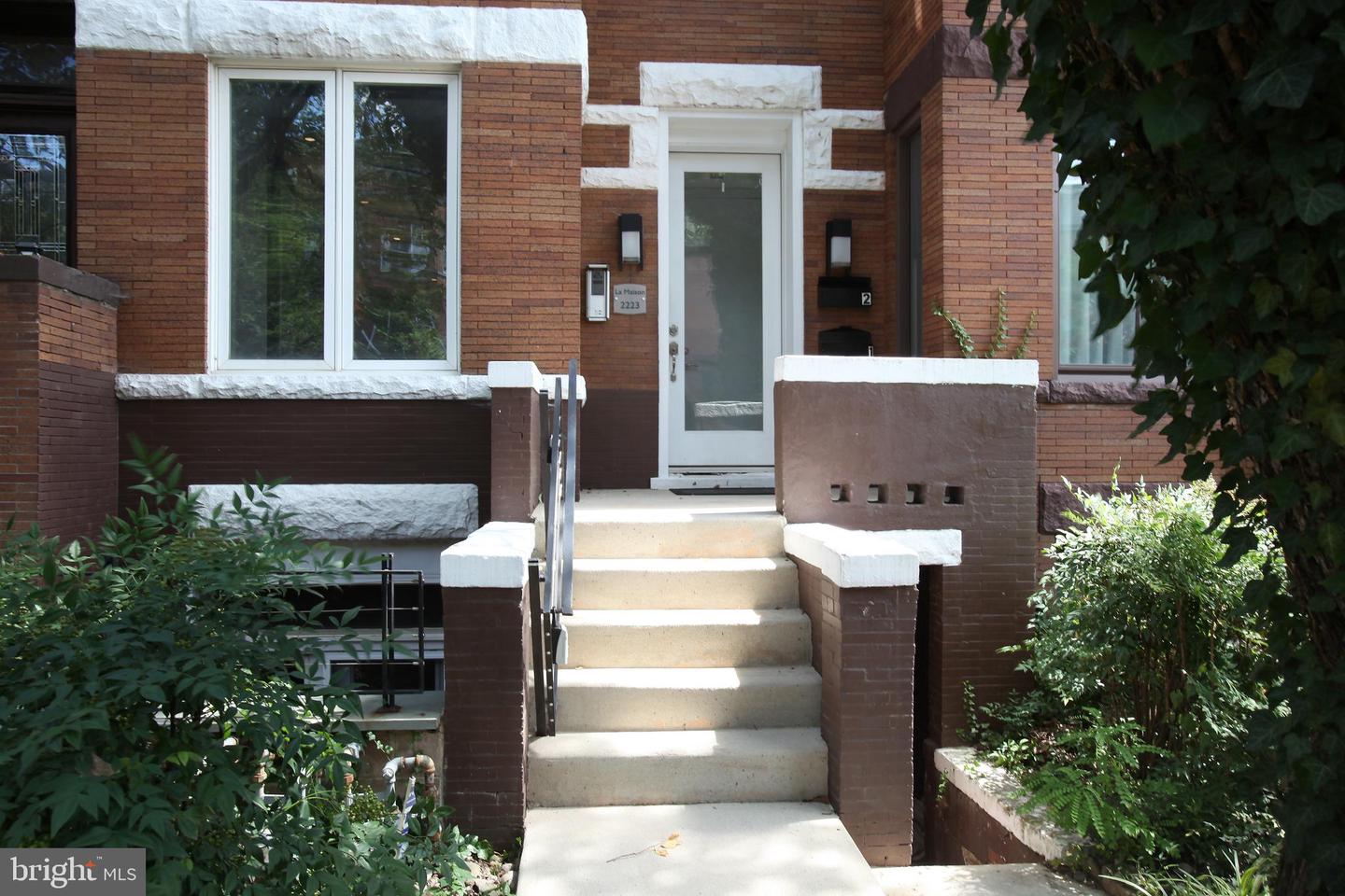 2223 1ST ST NW #1, WASHINGTON, District Of Columbia 20001, 2 Bedrooms Bedrooms, ,2 BathroomsBathrooms,Residential,For sale,2223 1ST ST NW #1,DCDC2217472 MLS # DCDC2217472