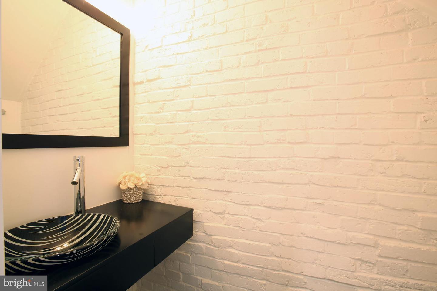 2223 1ST ST NW #1, WASHINGTON, District Of Columbia 20001, 2 Bedrooms Bedrooms, ,2 BathroomsBathrooms,Residential,For sale,2223 1ST ST NW #1,DCDC2217472 MLS # DCDC2217472