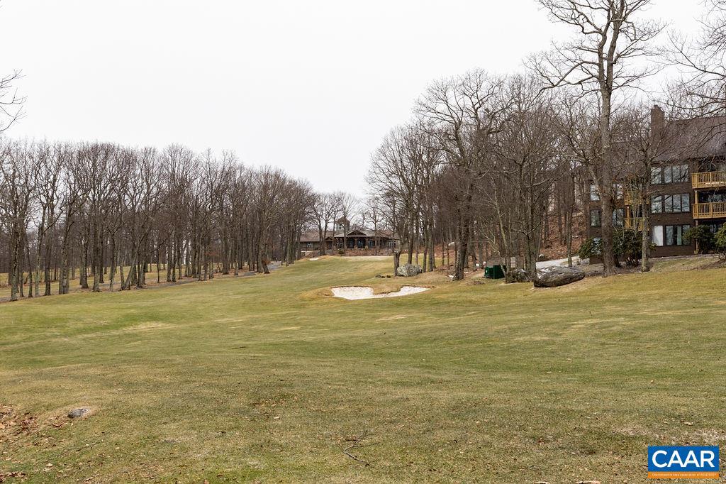 2134 FAIRWAY WOODS #2134, WINTERGREEN RESORT, Virginia 22967, 2 Bedrooms Bedrooms, ,2 BathroomsBathrooms,Residential,For sale,2134 FAIRWAY WOODS #2134,668410 MLS # 668410