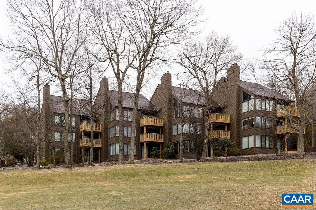 2134 FAIRWAY WOODS #2134, WINTERGREEN RESORT, Virginia 22967, 2 Bedrooms Bedrooms, ,2 BathroomsBathrooms,Residential,For sale,2134 FAIRWAY WOODS #2134,668410 MLS # 668410