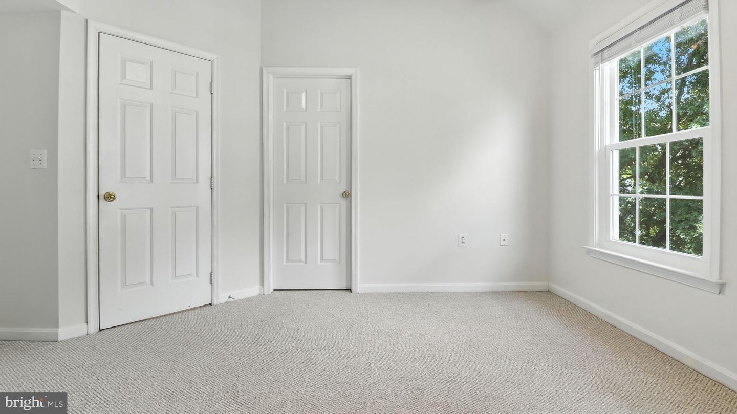1120 S MONROE ST, ARLINGTON, Virginia 22204, 3 Bedrooms Bedrooms, ,3 BathroomsBathrooms,Residential,For sale,1120 S MONROE ST,VAAR2062990 MLS # VAAR2062990