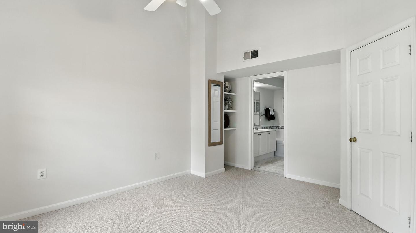 1120 S MONROE ST, ARLINGTON, Virginia 22204, 3 Bedrooms Bedrooms, ,3 BathroomsBathrooms,Residential,For sale,1120 S MONROE ST,VAAR2062990 MLS # VAAR2062990