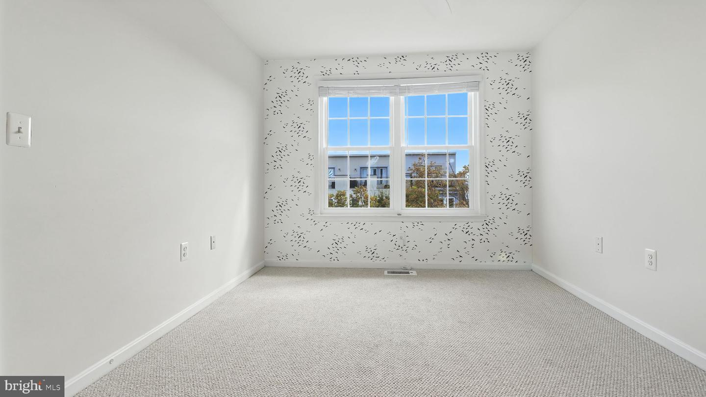 1120 S MONROE ST, ARLINGTON, Virginia 22204, 3 Bedrooms Bedrooms, ,3 BathroomsBathrooms,Residential,For sale,1120 S MONROE ST,VAAR2062990 MLS # VAAR2062990