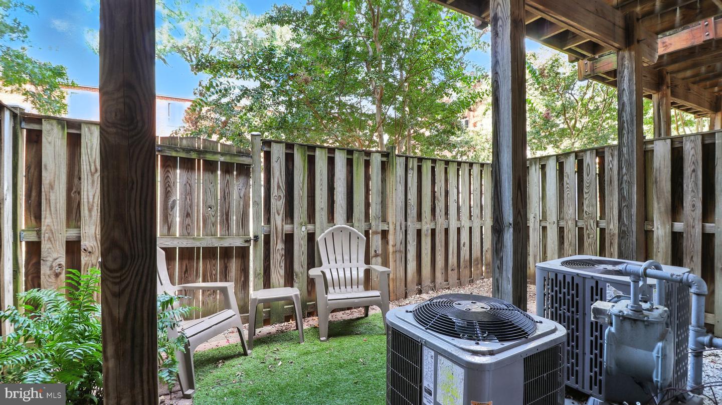 1120 S MONROE ST, ARLINGTON, Virginia 22204, 3 Bedrooms Bedrooms, ,3 BathroomsBathrooms,Residential,For sale,1120 S MONROE ST,VAAR2062990 MLS # VAAR2062990