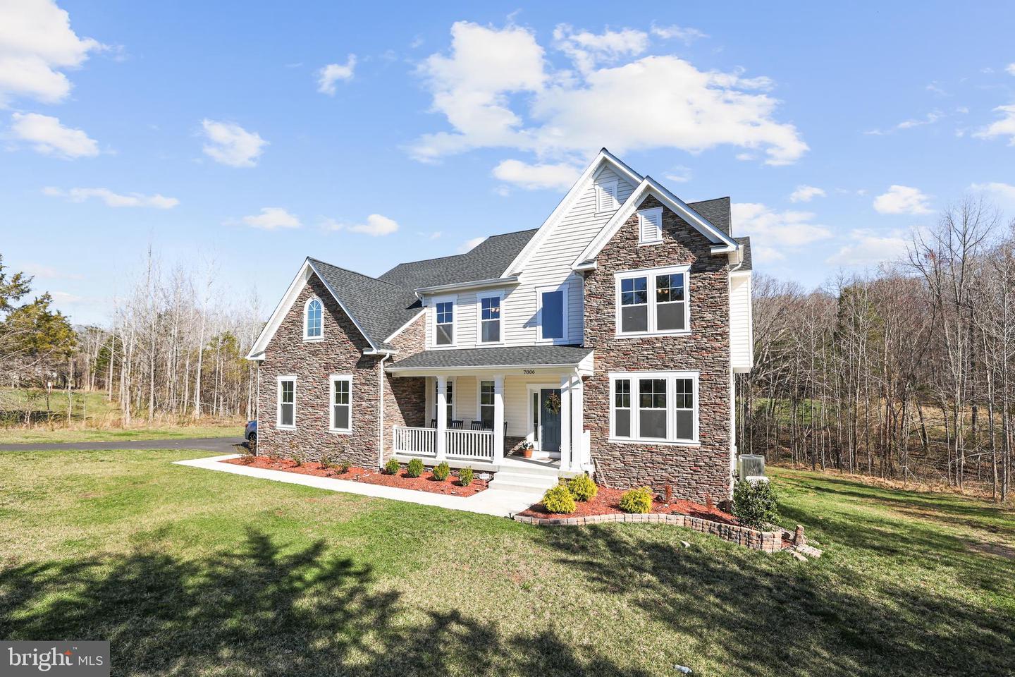 7806 SHAWMONT RD, FREDERICKSBURG, Virginia 22407, 6 Bedrooms Bedrooms, ,5 BathroomsBathrooms,Residential,For sale,7806 SHAWMONT RD,VASP2035968 MLS # VASP2035968