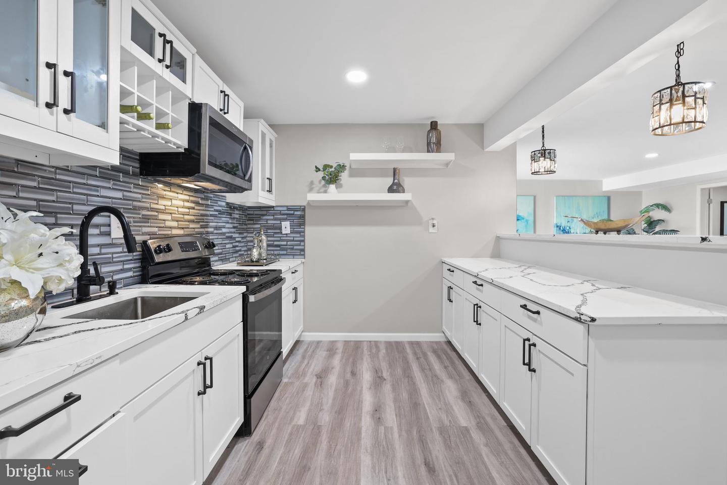 7806 SHAWMONT RD, FREDERICKSBURG, Virginia 22407, 6 Bedrooms Bedrooms, ,5 BathroomsBathrooms,Residential,For sale,7806 SHAWMONT RD,VASP2035968 MLS # VASP2035968