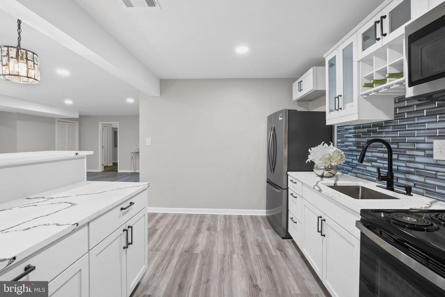 7806 SHAWMONT RD, FREDERICKSBURG, Virginia 22407, 6 Bedrooms Bedrooms, ,5 BathroomsBathrooms,Residential,For sale,7806 SHAWMONT RD,VASP2035968 MLS # VASP2035968