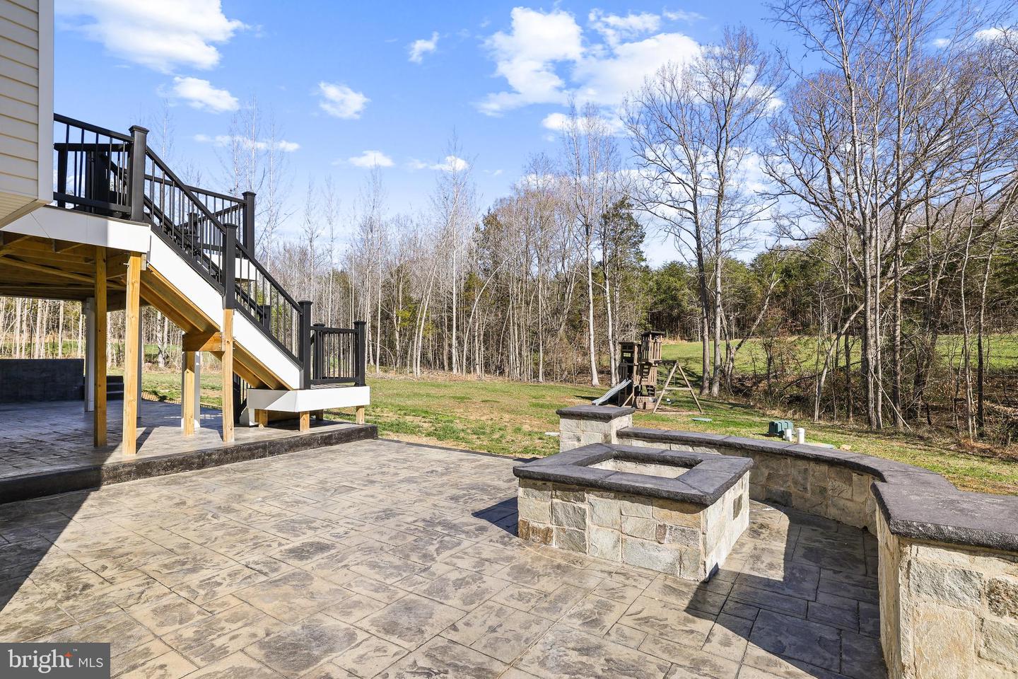 7806 SHAWMONT RD, FREDERICKSBURG, Virginia 22407, 6 Bedrooms Bedrooms, ,5 BathroomsBathrooms,Residential,For sale,7806 SHAWMONT RD,VASP2035968 MLS # VASP2035968
