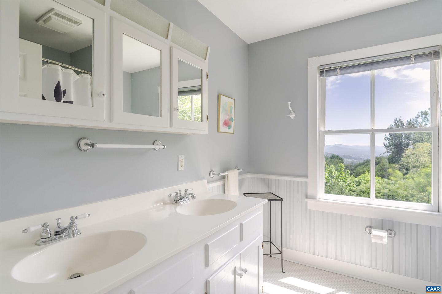 6630 HIGHLANDER WAY, CROZET, Virginia 22932, 3 Bedrooms Bedrooms, ,2 BathroomsBathrooms,Residential,For sale,6630 HIGHLANDER WAY,668506 MLS # 668506