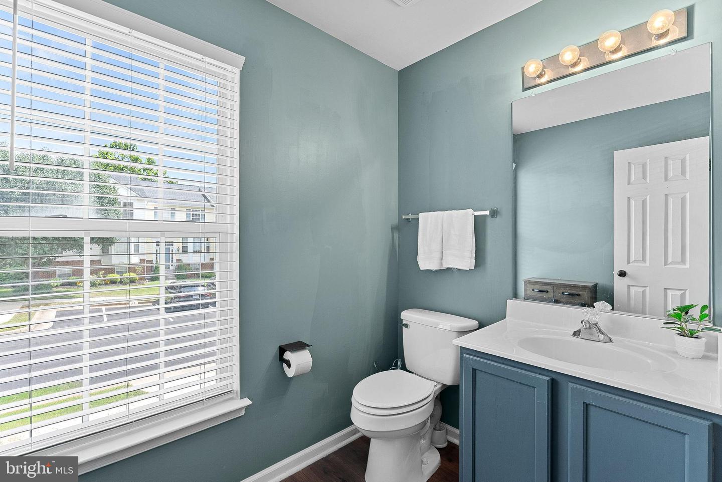 17363 AVION SQ, ROUND HILL, Virginia 20141, 4 Bedrooms Bedrooms, 15 Rooms Rooms,2 BathroomsBathrooms,Residential,For sale,17363 AVION SQ,VALO2105982 MLS # VALO2105982
