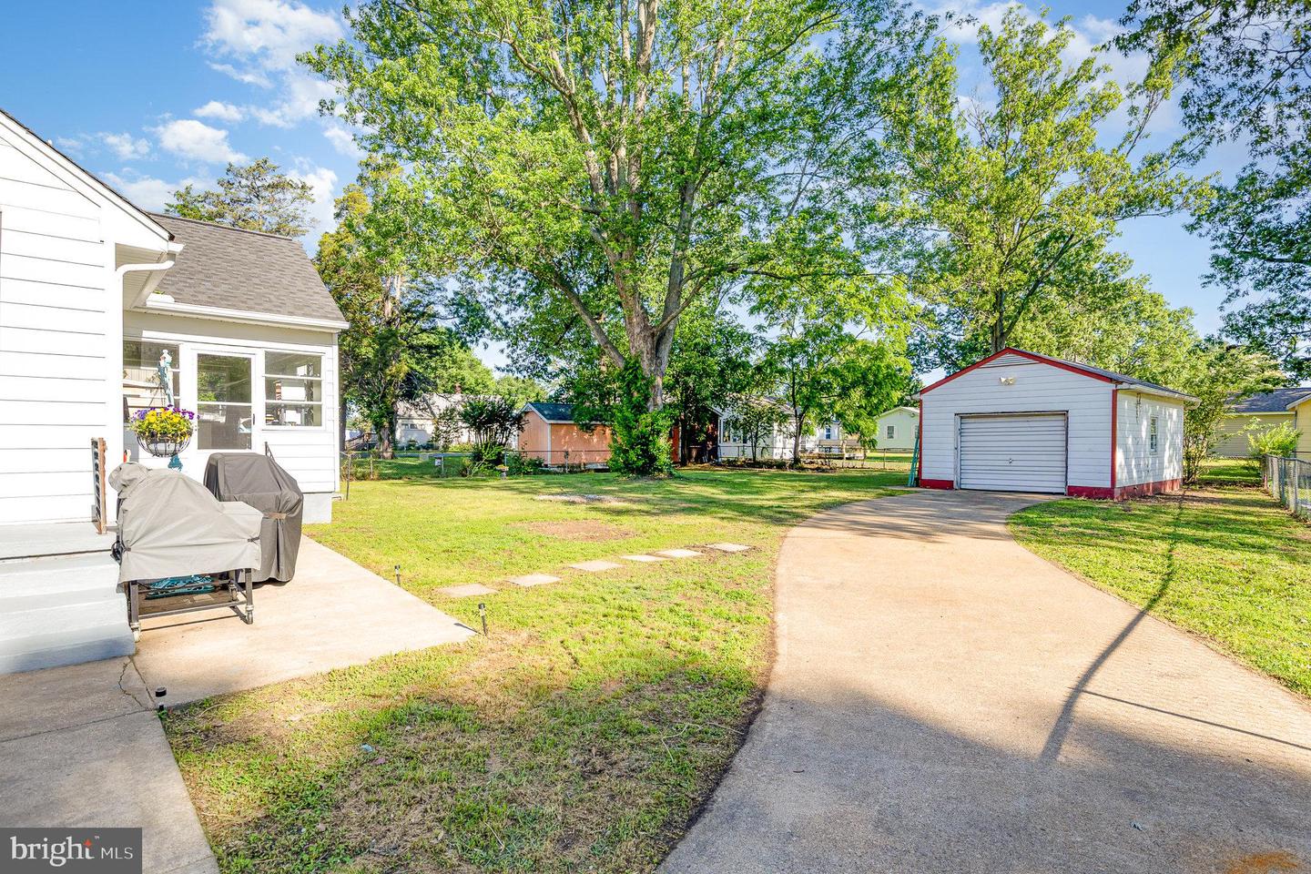 303 THACKARY ST, COLONIAL BEACH, Virginia 22443, 4 Bedrooms Bedrooms, ,2 BathroomsBathrooms,Residential,For sale,303 THACKARY ST,VAWE2009672 MLS # VAWE2009672