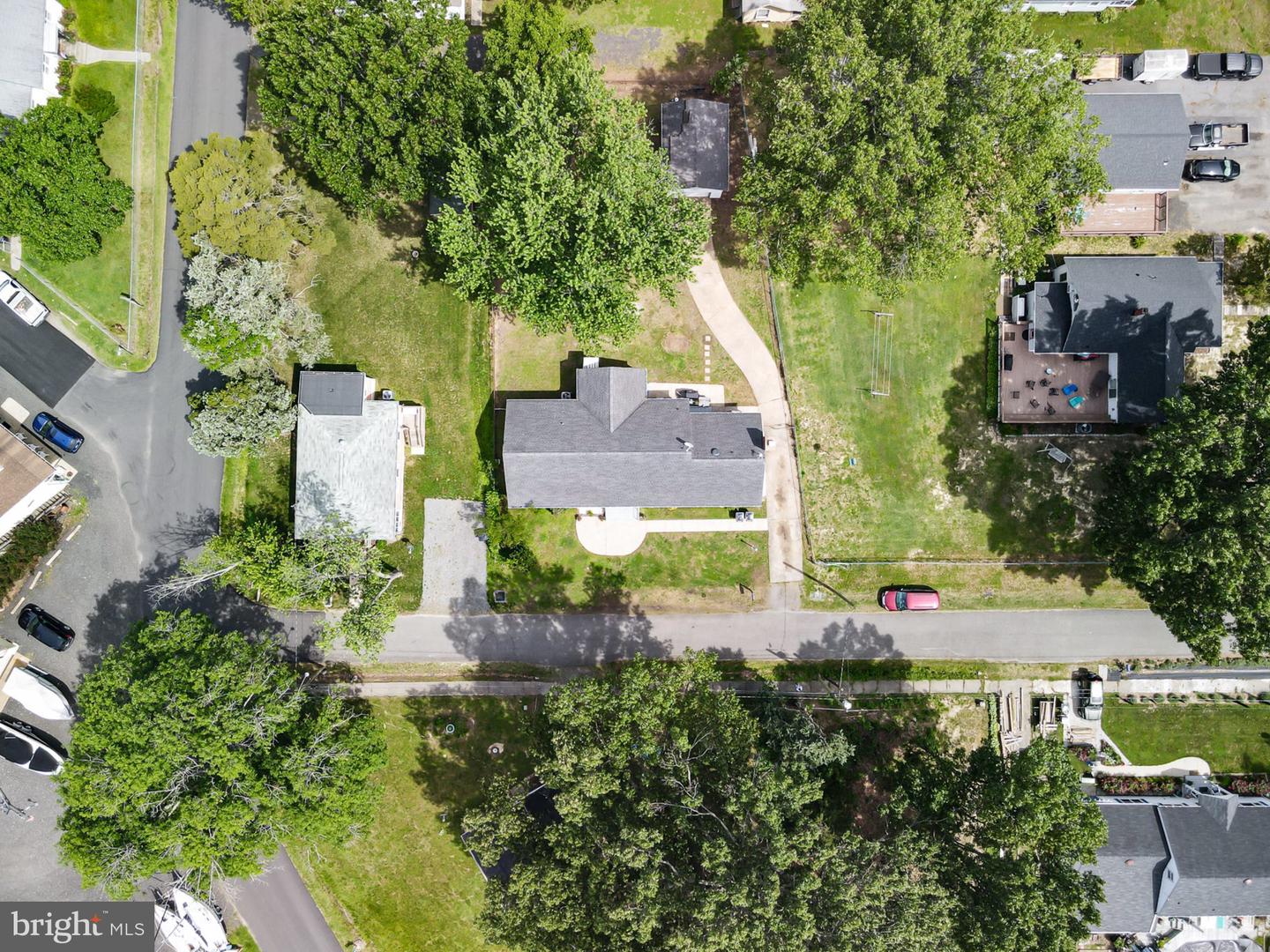303 THACKARY ST, COLONIAL BEACH, Virginia 22443, 4 Bedrooms Bedrooms, ,2 BathroomsBathrooms,Residential,For sale,303 THACKARY ST,VAWE2009672 MLS # VAWE2009672