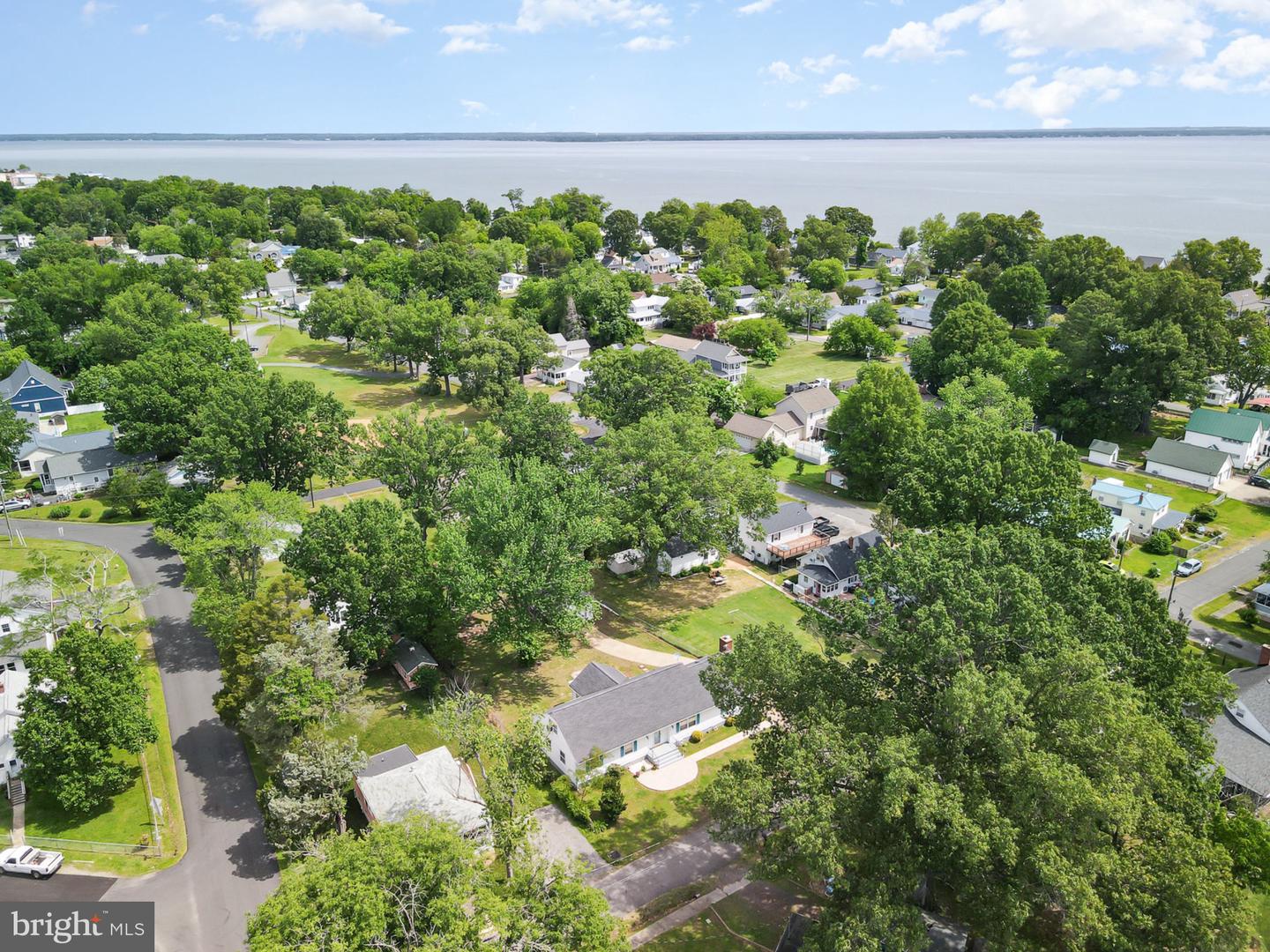 303 THACKARY ST, COLONIAL BEACH, Virginia 22443, 4 Bedrooms Bedrooms, ,2 BathroomsBathrooms,Residential,For sale,303 THACKARY ST,VAWE2009672 MLS # VAWE2009672