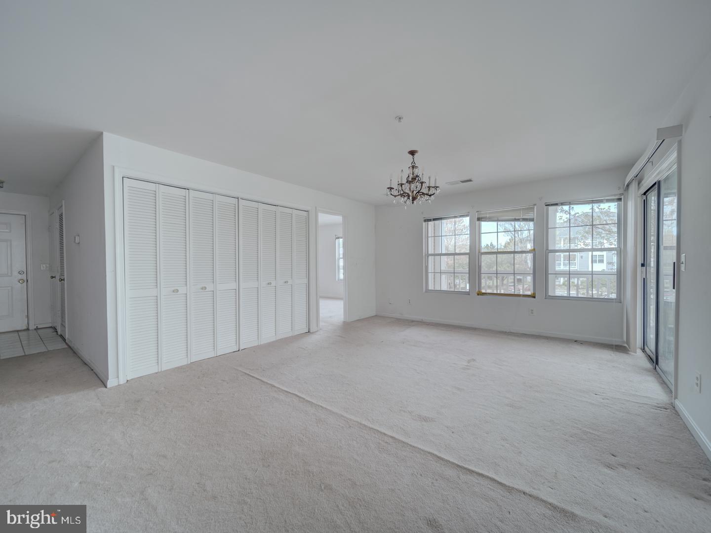 14184 CUDDY LOOP #201, WOODBRIDGE, Virginia 22193, 2 Bedrooms Bedrooms, ,2 BathroomsBathrooms,Residential,For sale,14184 CUDDY LOOP #201,VAPW2103116 MLS # VAPW2103116