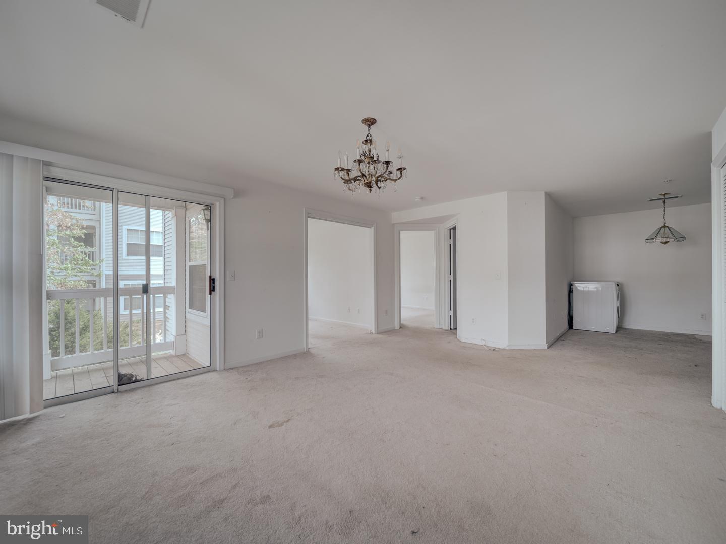 14184 CUDDY LOOP #201, WOODBRIDGE, Virginia 22193, 2 Bedrooms Bedrooms, ,2 BathroomsBathrooms,Residential,For sale,14184 CUDDY LOOP #201,VAPW2103116 MLS # VAPW2103116