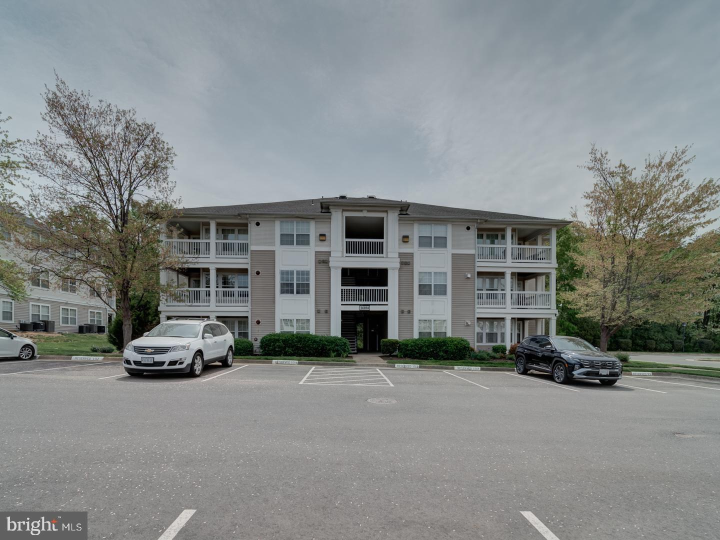 14184 CUDDY LOOP #201, WOODBRIDGE, Virginia 22193, 2 Bedrooms Bedrooms, ,2 BathroomsBathrooms,Residential,For sale,14184 CUDDY LOOP #201,VAPW2103116 MLS # VAPW2103116