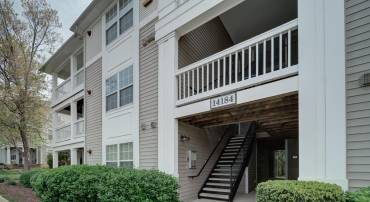 14184 CUDDY LOOP, WOODBRIDGE, Virginia 22193, 2 Bedrooms Bedrooms, ,2 BathroomsBathrooms,Residential,For sale,14184 CUDDY LOOP,VAPW2103116 MLS # VAPW2103116