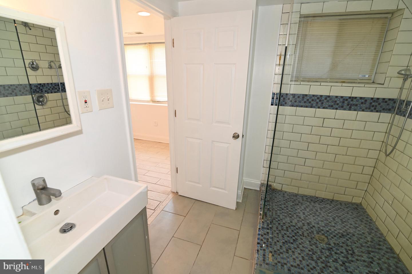 453 NEWTON PL NW, WASHINGTON, District Of Columbia 20010, 8 Bedrooms Bedrooms, ,5 BathroomsBathrooms,Residential,For sale,453 NEWTON PL NW,DCDC2203018 MLS # DCDC2203018