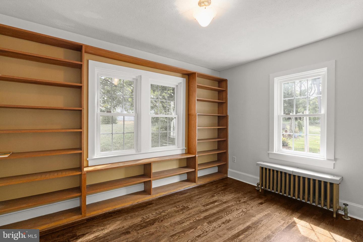 327 BRYARLY RD, WINCHESTER, Virginia 22603, 3 Bedrooms Bedrooms, ,2 BathroomsBathrooms,Residential,For sale,327 BRYARLY RD,VAFV2034992 MLS # VAFV2034992
