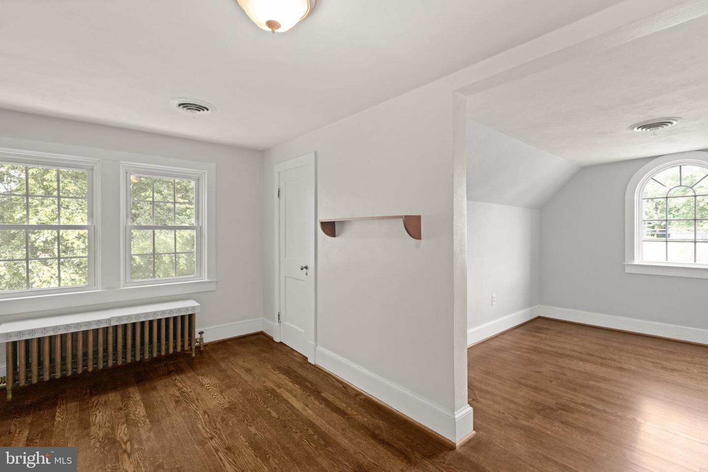 327 BRYARLY RD, WINCHESTER, Virginia 22603, 3 Bedrooms Bedrooms, ,2 BathroomsBathrooms,Residential,For sale,327 BRYARLY RD,VAFV2034992 MLS # VAFV2034992
